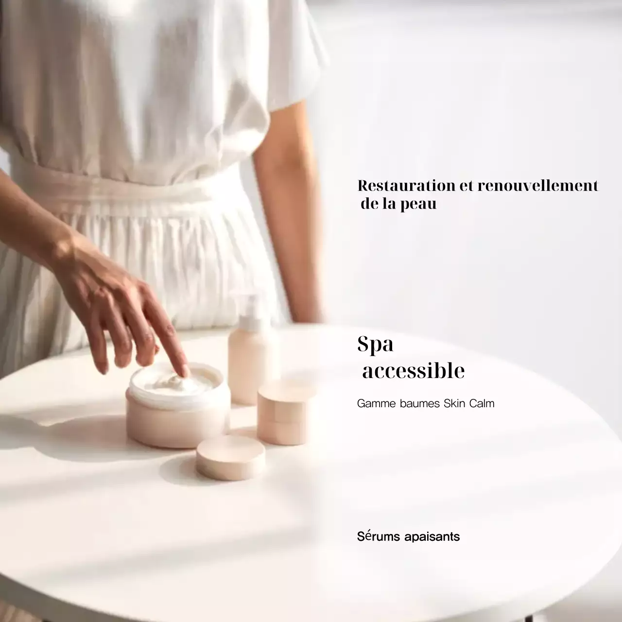 Publicité minimaliste beige pour les soins de la peau sur les réseaux sociaux