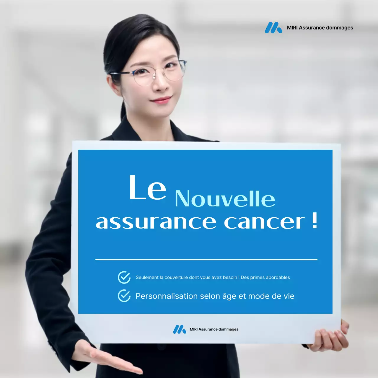 Publicité d'assurance moderne bleue