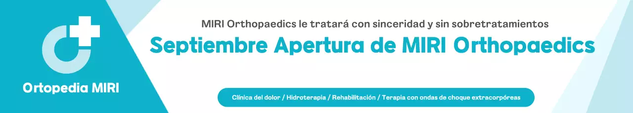 Centro Médico Abierto Moderno Azul Cielo