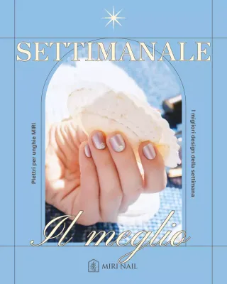 Pubblicità di nail art moderna color azzurro cielo