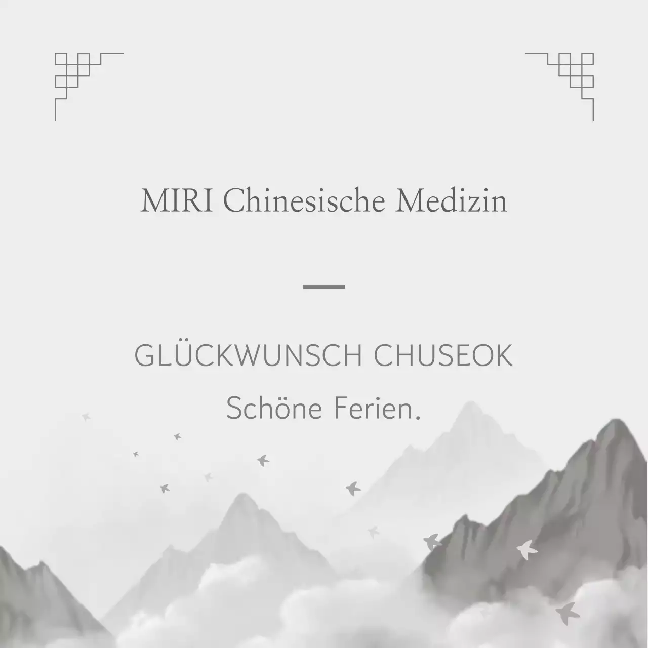 Schwarz-weiße traditionelle Chuseok-Grüße