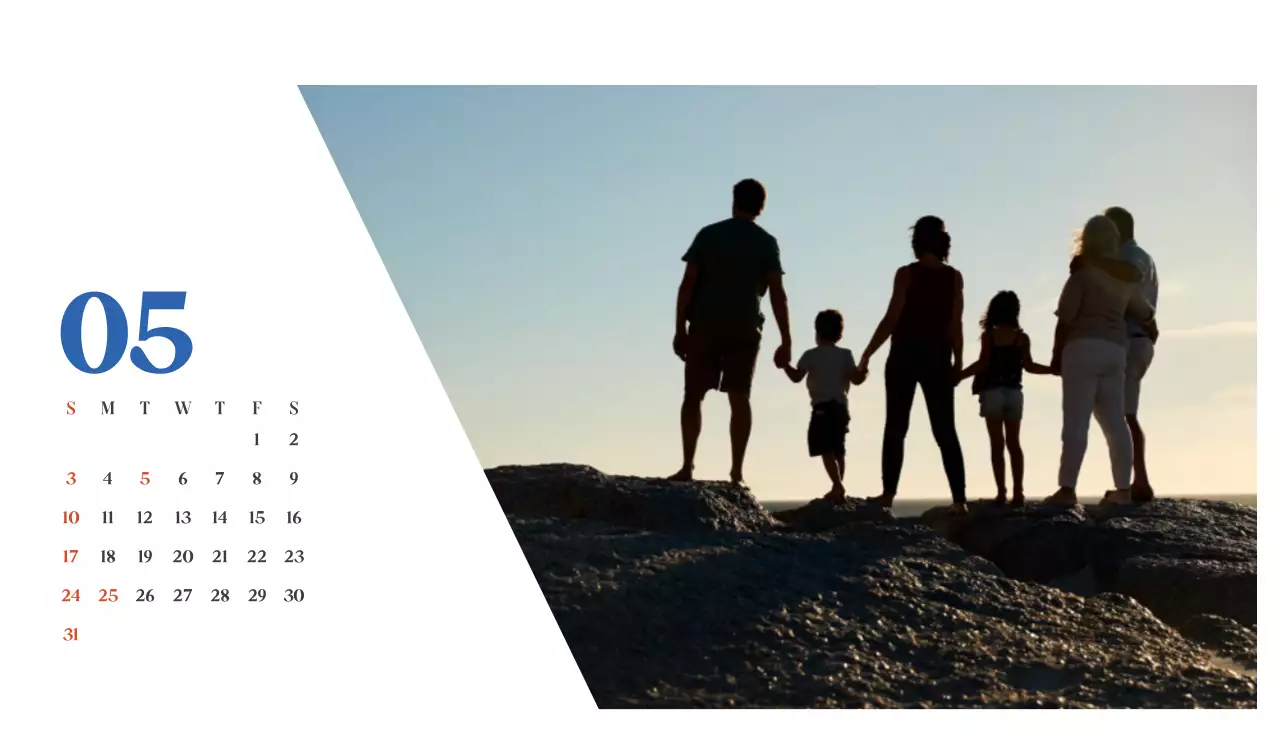 계절별 풍경 사진이 담긴 병원 달력