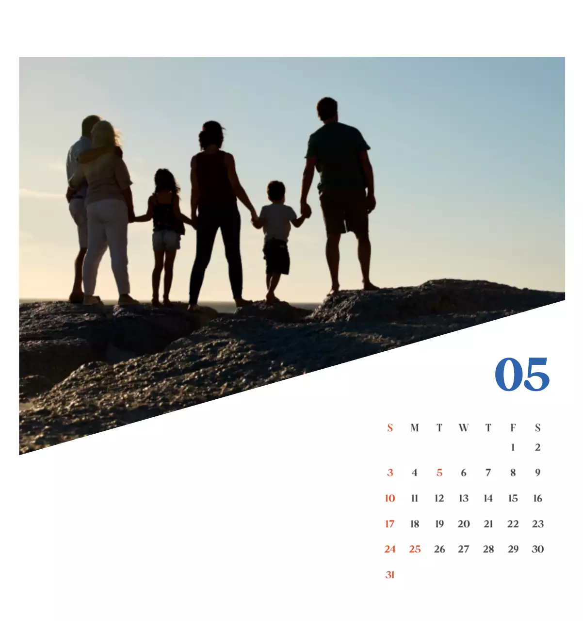 계절별 풍경 사진이 담긴 병원 달력