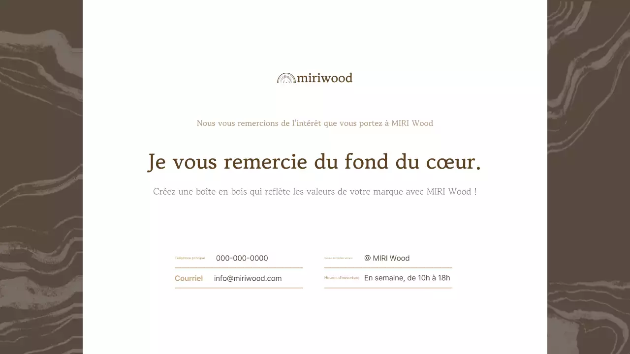 Catalogue de présentation des produits Beige Simple