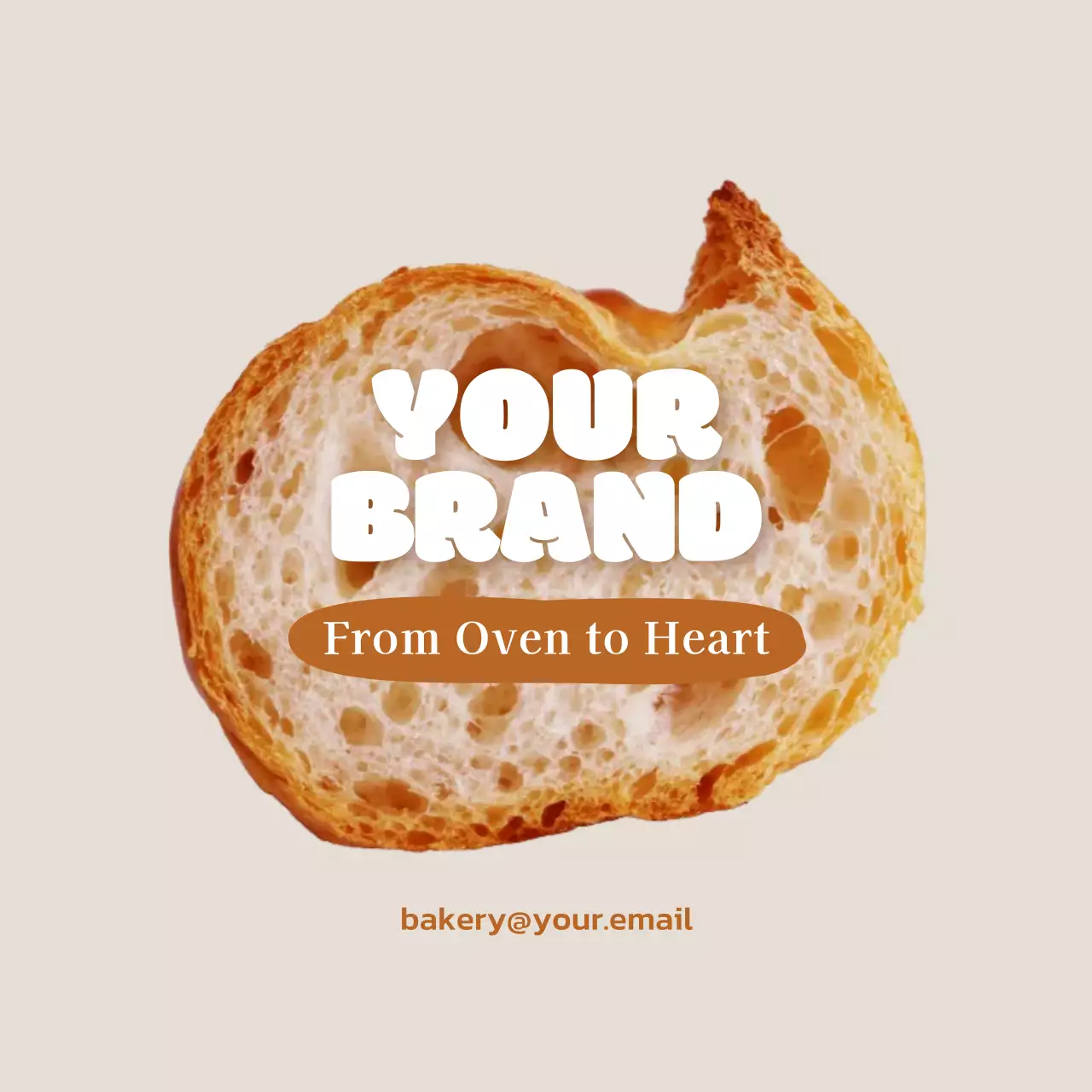 ベージュ シンプル パン ロゴステッカー 写真