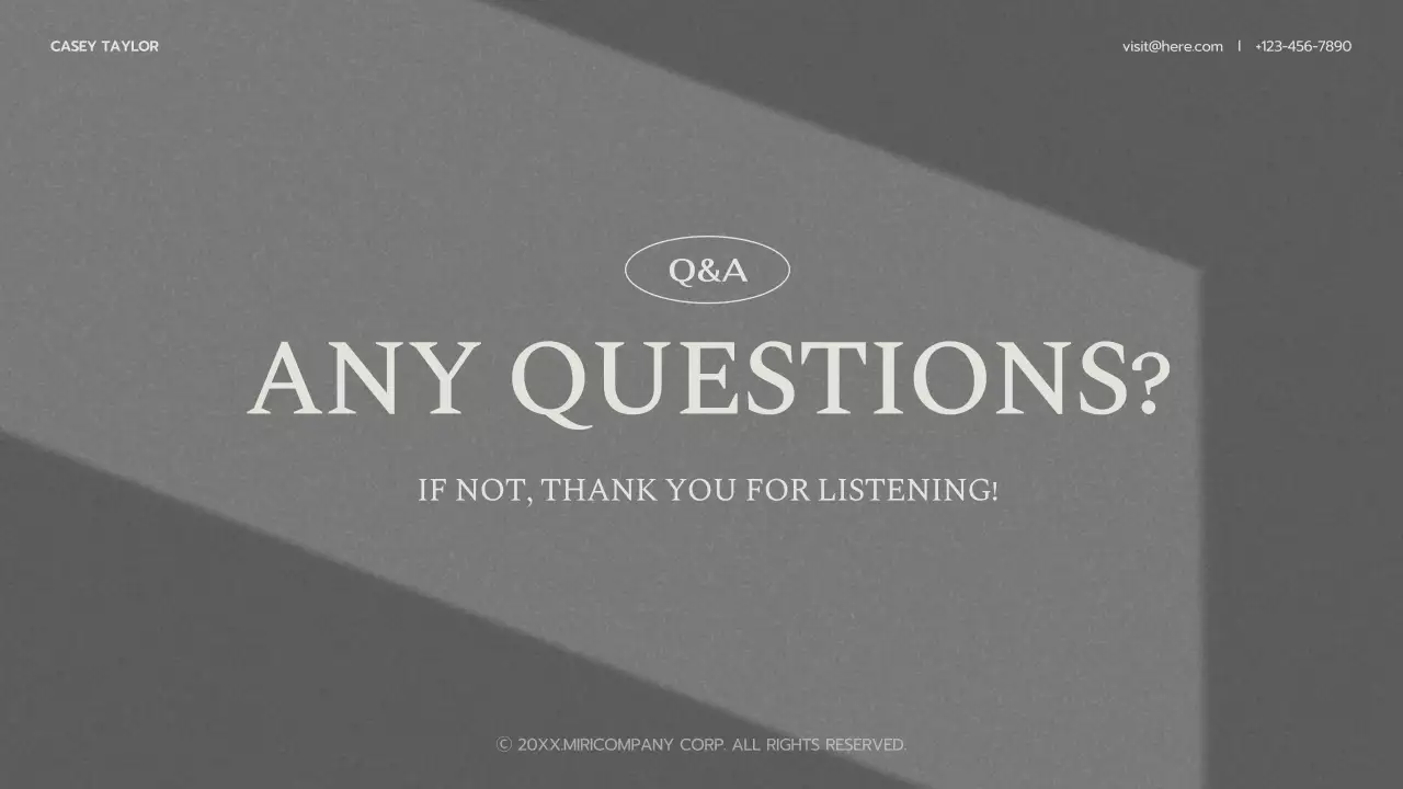 Bài thuyết trình giới thiệu cá nhân cổ điển màu xám