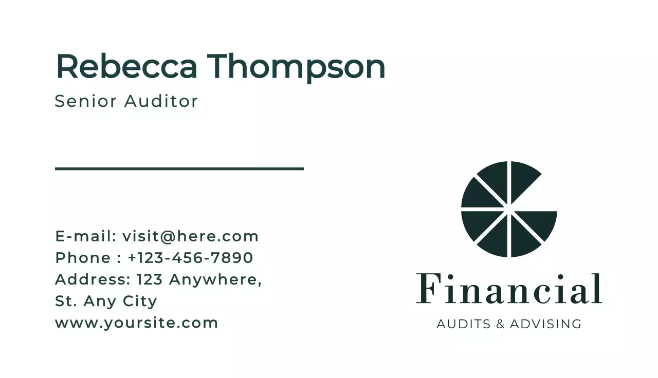 Green Minimal Finance Business Card