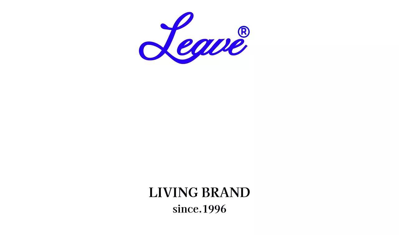 파랑색 로고와 세리프체의 고급스러운 리빙 브랜드