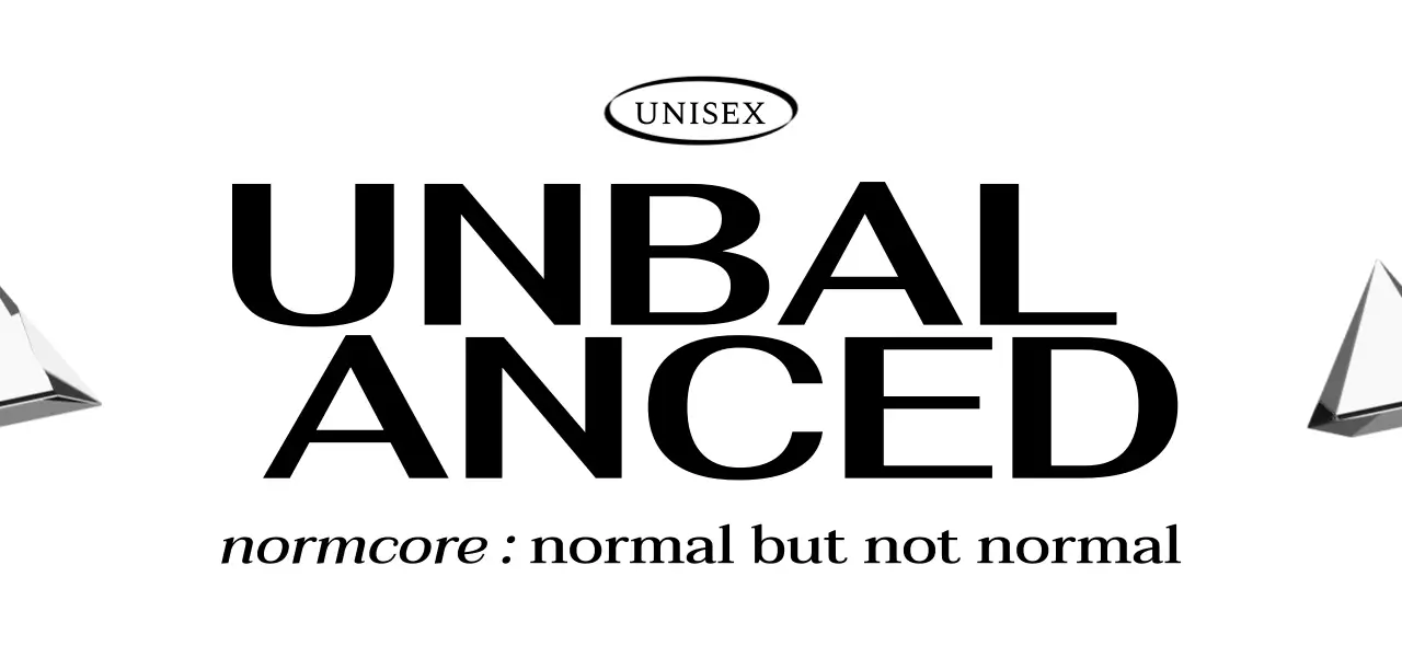 검정색과 흰색의 유리 소품 사진이 있는 놈코어 패션 쇼핑몰 로고가 있는 심플한  디자인