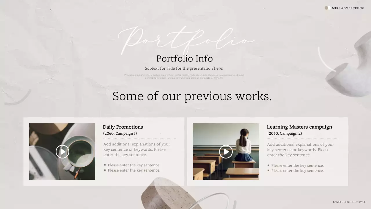 베이지색과 흰색의 고급스러운 스토리텔링형 기업 소개서