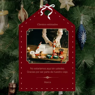 Tarjeta de felicitación navideña clásica minimalista roja y verde para redes sociales