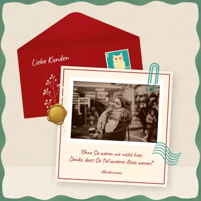 Moderne, verspielte Neujahrsgrüße in Rot und Beige für soziale Medien (Platz)