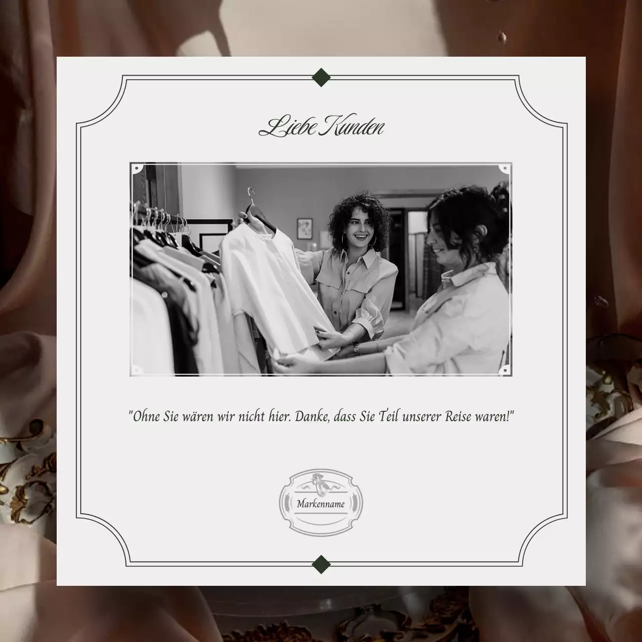 Minimalistischer Neujahrsgruß in Grau und Grün für soziale Medien