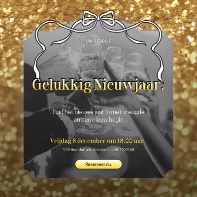 Minimalistisch wit en goud nieuwjaarsevenement Social Media Square