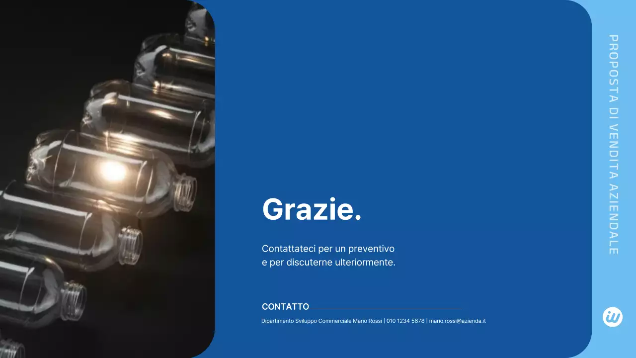 Proposta B2B per bottiglia in PET moderna blu Presentazione del prodotto Pubblicità