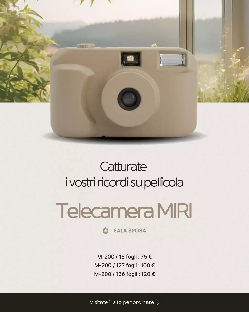 Pubblicità della macchina fotografica semplice beige