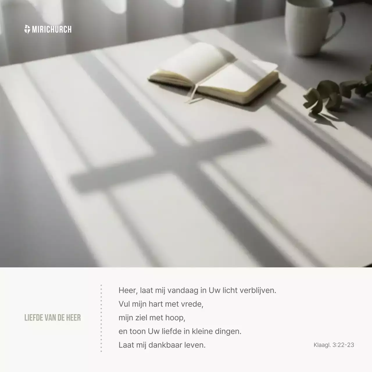 Witte minimalistische gebedsgids