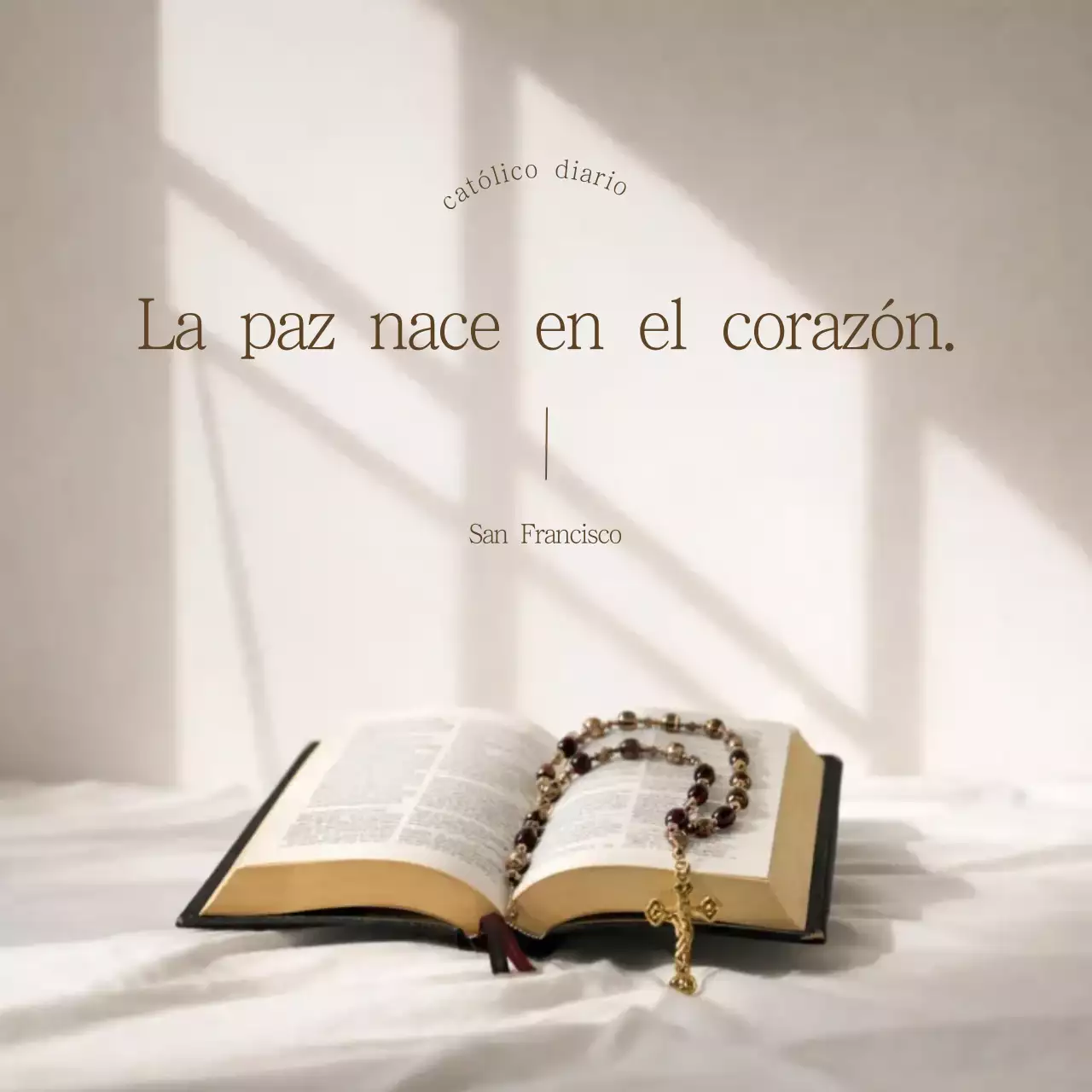 Citas religiosas sencillas en beige