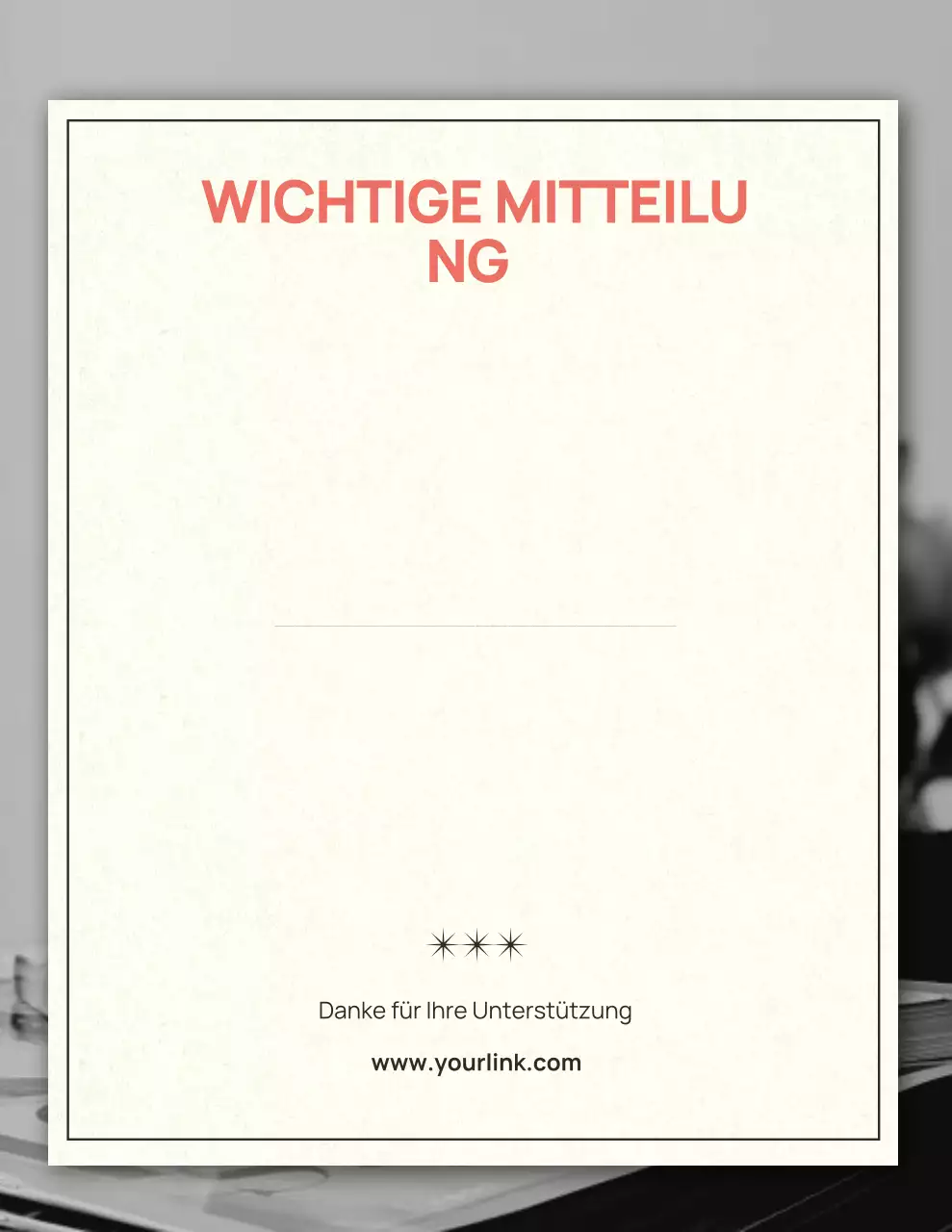 Beigefarbener, moderner Ankündigungsbrief