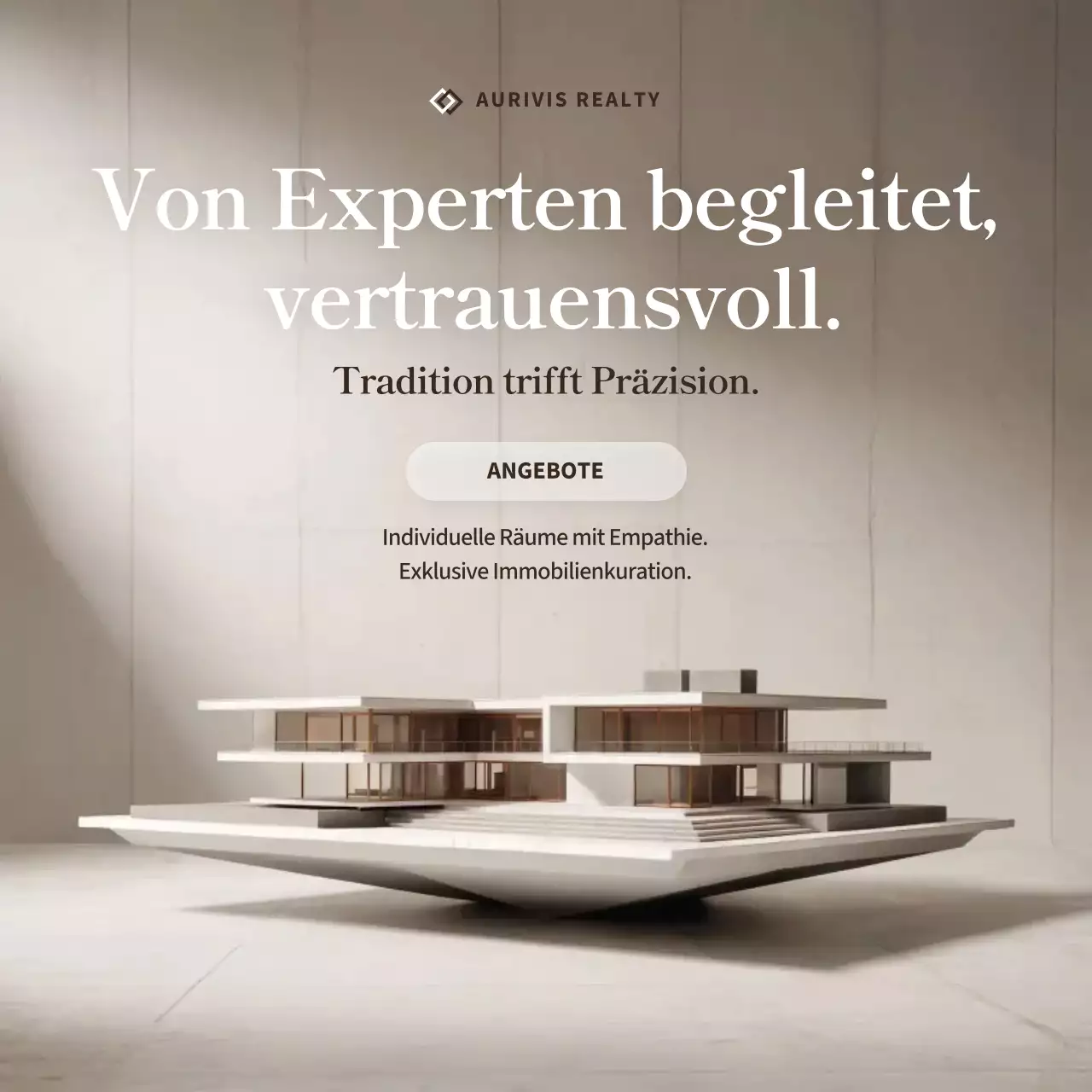 Beigefarbener moderner Instagram-Beitrag zur Immobilienwerbung