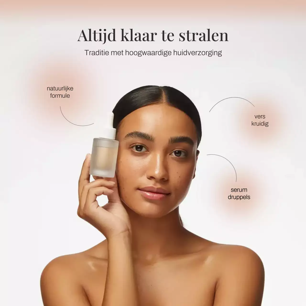 Beige Modern Skincare Advertentie Instagram Post